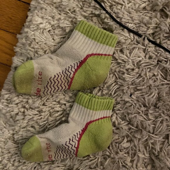 Green Stride Rite socks - Picture 2 of 2